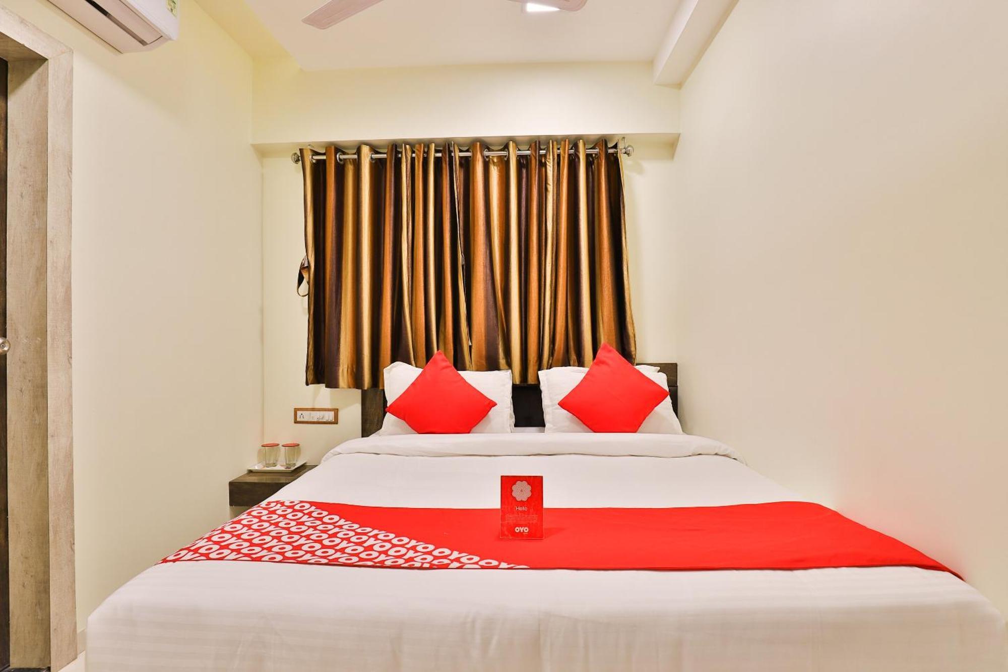 Hotel O Red Apple 阿穆达巴 外观 照片