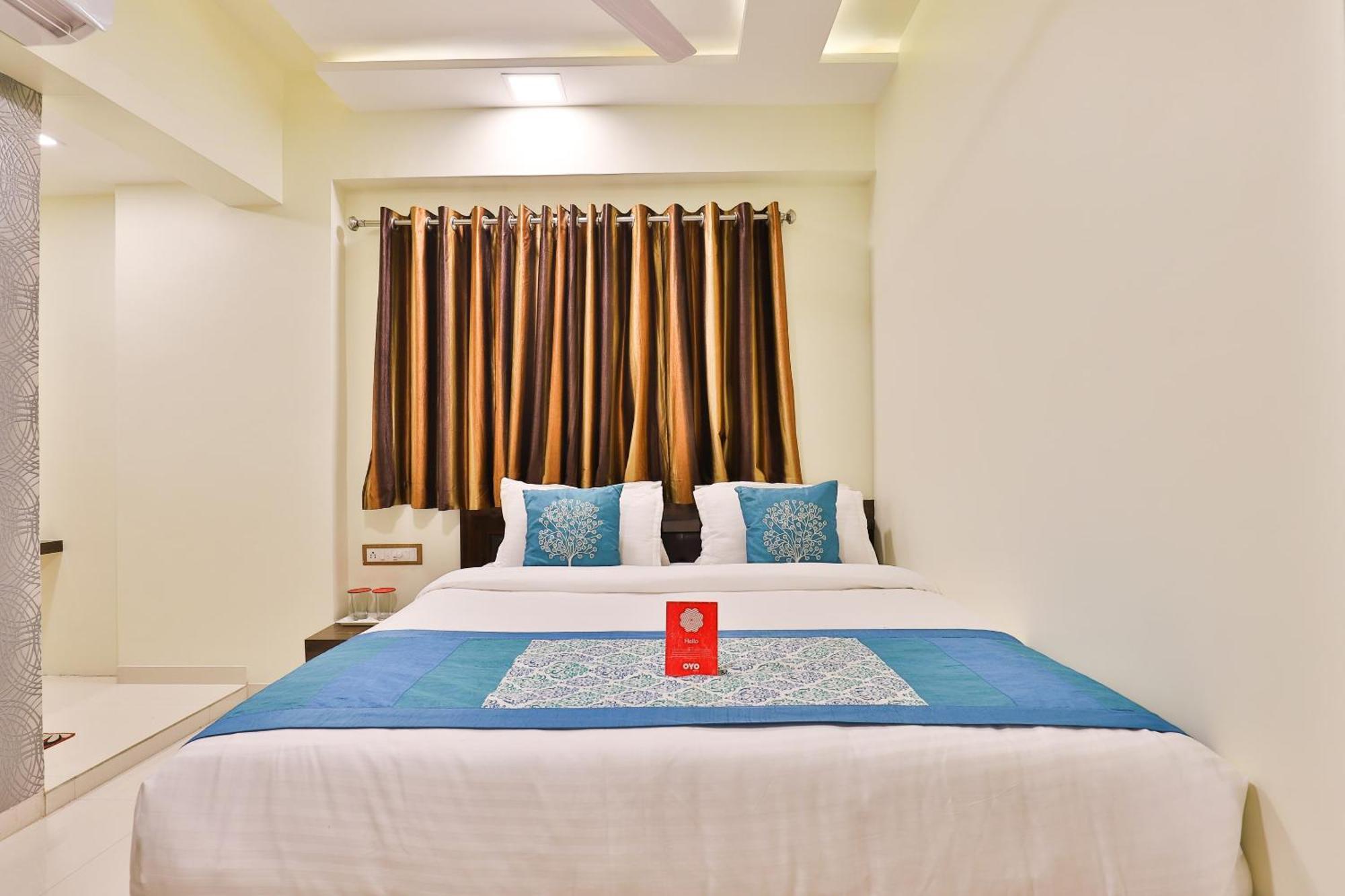 Hotel O Red Apple 阿穆达巴 外观 照片