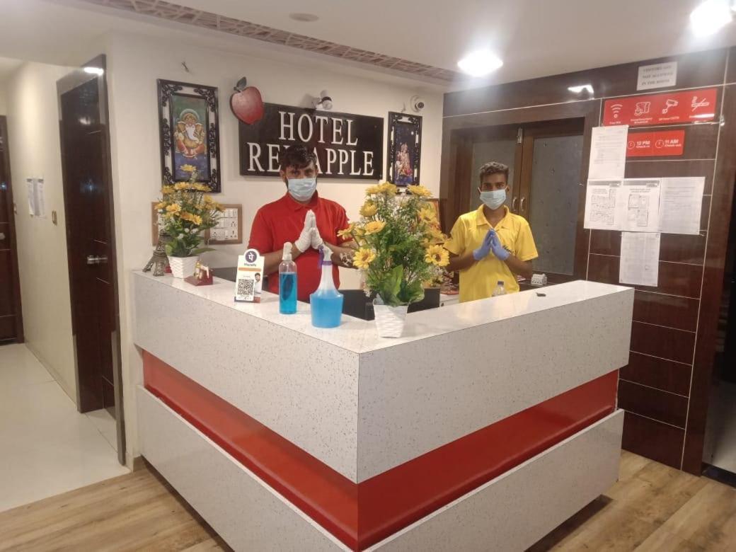 Hotel O Red Apple 阿穆达巴 外观 照片
